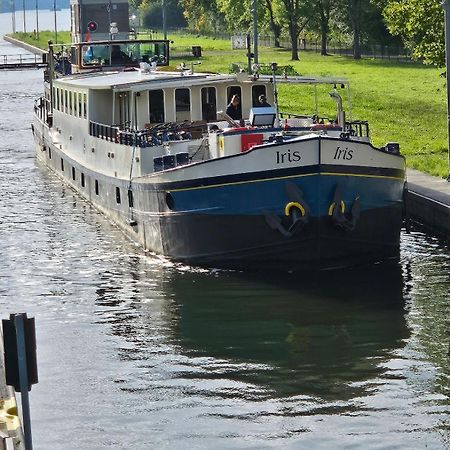Hotelboat Iris Гронінген Екстер'єр фото