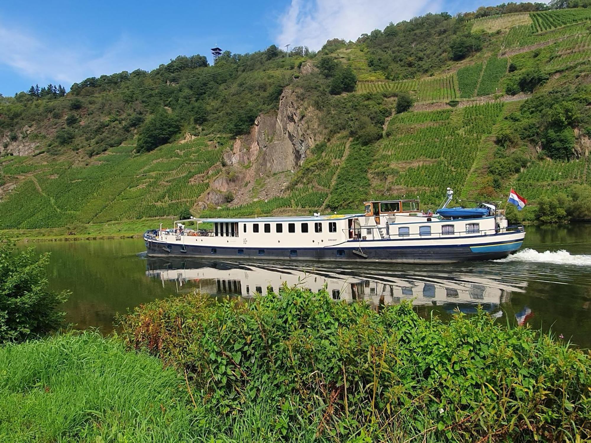 Hotelboat Iris Гронінген Екстер'єр фото